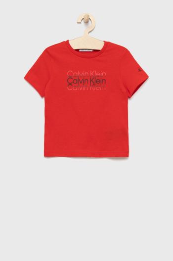 Dětské bavlněné tričko Calvin Klein Jeans červená barva, s potiskem