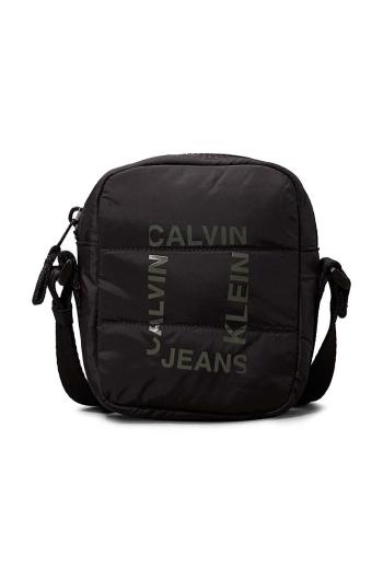 Dětský pytlíček Calvin Klein Jeans černá barva, IU0IU00649