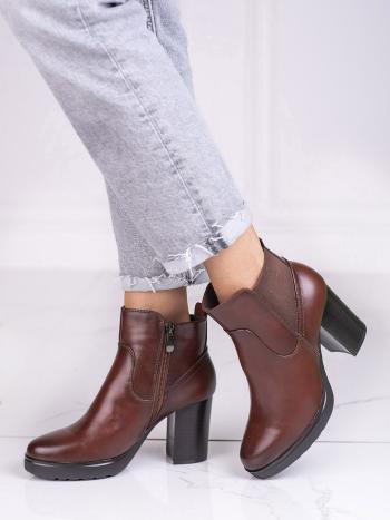 Trendy  kotníčkové boty hnědé dámské na širokém podpatku