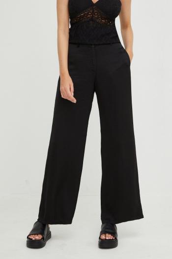 Kalhoty s hedvábím Answear Lab Silk Blend
hand Wash dámské, černá barva, široké, high waist