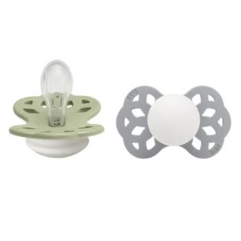 BIBS® Noční dudlík Infinity Glow symetrická savička 0-6 měsíců Sage/Cloud 2 ks.