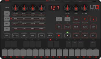 IK Multimedia UNO Synth Syntetizátor
