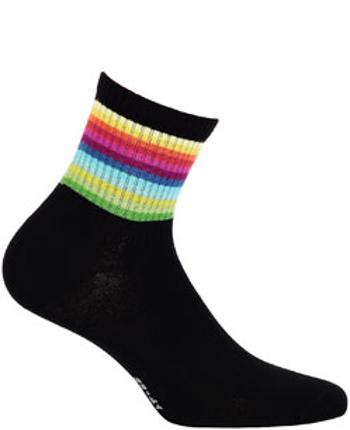 Ponožky se vzorem WOLA BARVY DUHY černé Velikost: 39-41