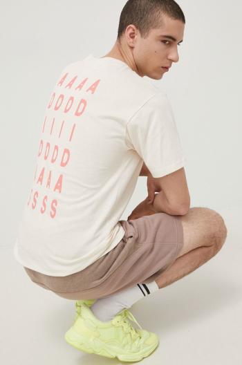 Bavlněné tričko adidas Originals HC2114 béžová barva, s potiskem