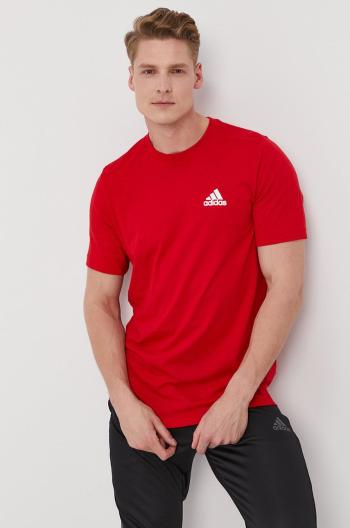 Tréninkové tričko adidas GT5552 červená barva, hladký
