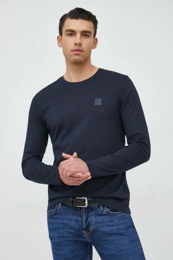 Bavlněné tričko s dlouhým rukávem BOSS Boss Casual , tmavomodrá barva, s aplikací