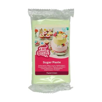 Zelený rolovaný fondán Pastel Green - 250 g - FunCakes