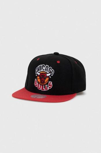 Kšiltovka Mitchell&Ness Chicago Bulls černá barva, s aplikací