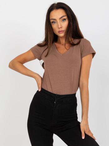 TMAVĚ BÉŽOVÉ TRIČKO S VÝSTŘIHEM DO V B-012.83P-DARK BEIGE Velikost: XL