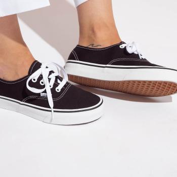 Authentic: Black – 44