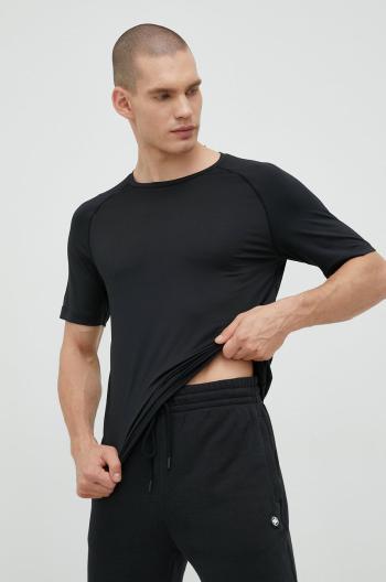 Tréninkové tričko Outhorn černá barva