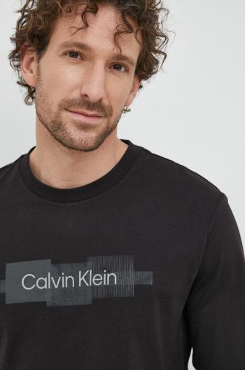 Bavlněné tričko s dlouhým rukávem Calvin Klein černá barva, s potiskem
