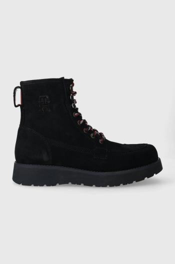 Semišové boty Tommy Hilfiger TH AMERICAN SUEDE BOOT pánské, tmavomodrá barva, FM0FM04667