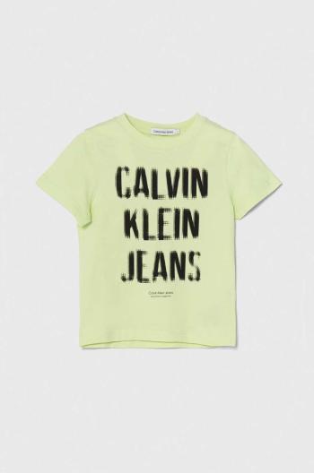 Dětské bavlněné tričko Calvin Klein Jeans zelená barva, s potiskem