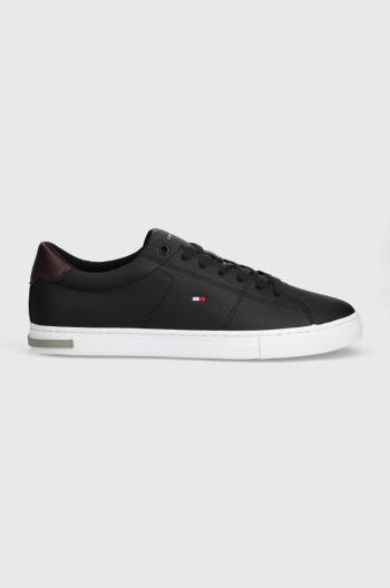 Kožené sneakers boty Tommy Hilfiger ESSENTIAL LEATHER DETAIL VULC černá barva, FM0FM04047