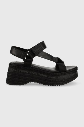 Sandály Tommy Jeans dámské, černá barva, na platformě