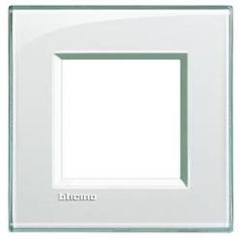 Legrand rám Living&Light bílá LNA4802KA