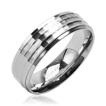 Snubní prsten z chirurgické oceli s matným středovým pruhem a lesklým okrajem - Velikost: 67
