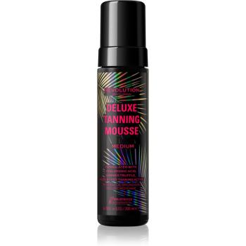 Makeup Revolution Beauty Tanning Deluxe Mousse samoopalovací pěna pro rychlé opálení odstín Medium 200 ml