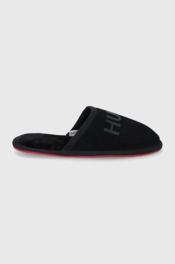 Semišové papuče Hugo černá barva