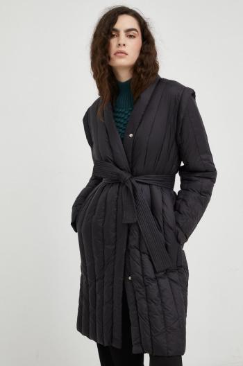 Péřová bunda Bruuns Bazaar dámská, černá barva, přechodná