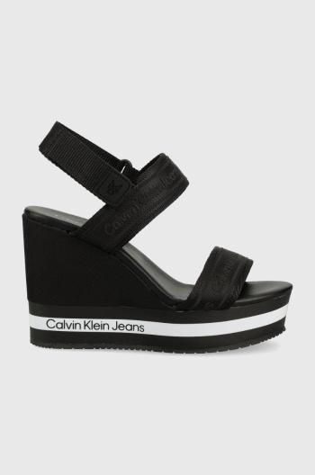 Sandály Calvin Klein Jeans dámské, černá barva, na klínku