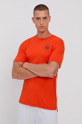 Tričko Under Armour 1366505 pánské, oranžová barva, s potiskem
