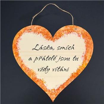 AMADEA Dřevěné srdce s nápisem Láska, smích a přátelé jsou tu vždy vítáni, 21 x 20 cm (39225-00)