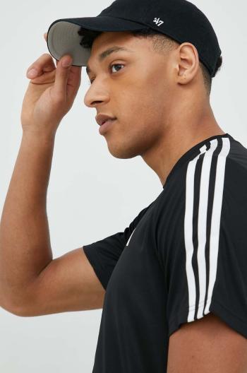 Tréninkové tričko adidas Performance Train Essentials černá barva, s potiskem