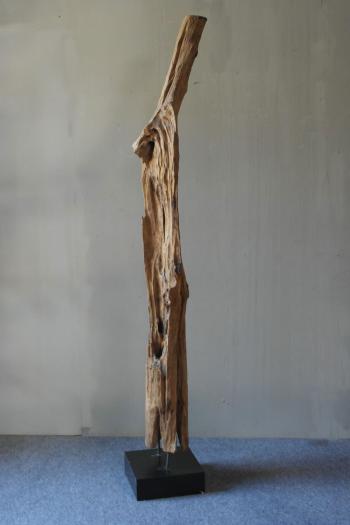 Dřevěná socha ROMANTEAKA