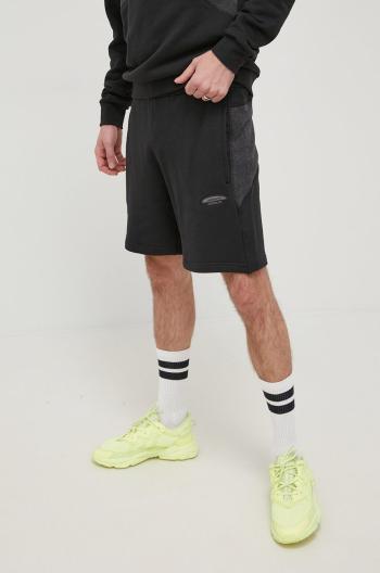 Bavlněné šortky adidas Originals HC9459 pánské, černá barva