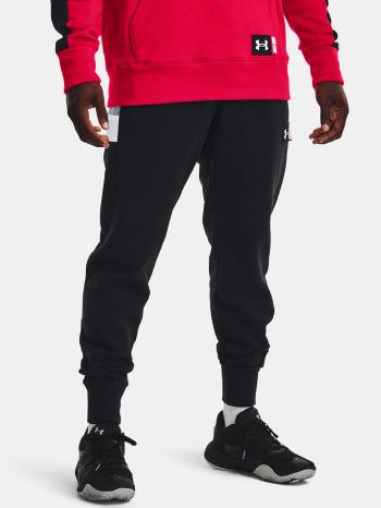 Under Armour Baseline Fleece Jogger Tepláky Černá