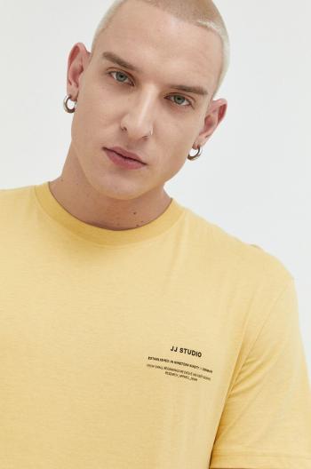 Bavlněné tričko Jack & Jones JJEFELIX žlutá barva, s potiskem, 12224600