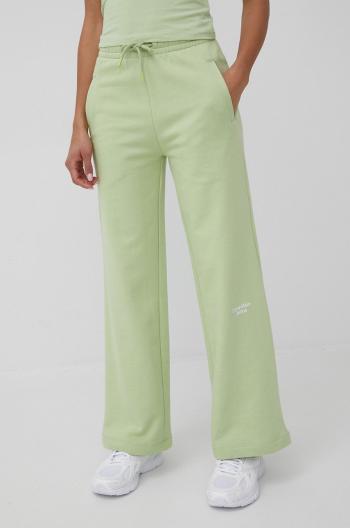 Bavlněné kalhoty Calvin Klein Jeans dámské, zelená barva, hladké