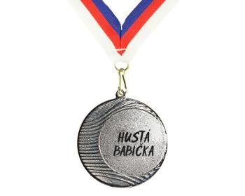 Medaile Hustá babička