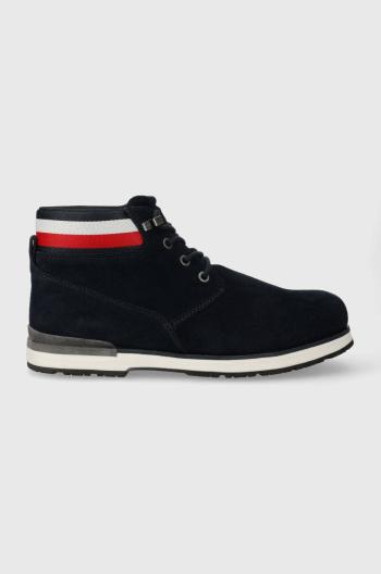 Semišové boty Tommy Hilfiger CORE HILFIGER SUEDE BOOT pánské, tmavomodrá barva, FM0FM04800