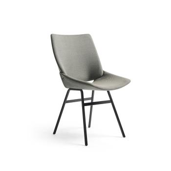 Židle Shell – polstrování celé židle