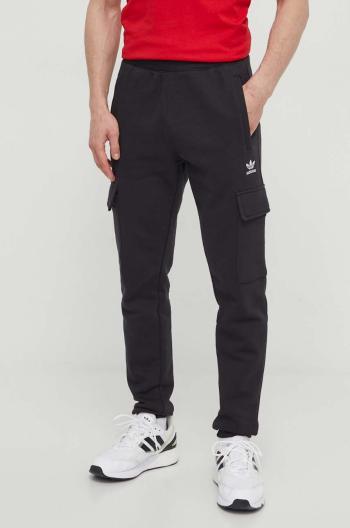 Tepláky adidas Originals Trefoil Essentials Cargo Pants černá barva, s aplikací, IP2755