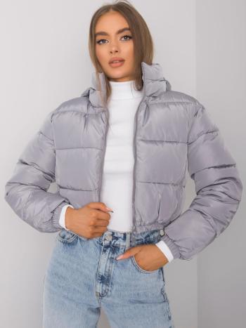 ŠEDÁ  KRÁTKÁ PROŠÍVANÁ BUNDA NM-KR-P21-7930.15-GREY Velikost: XL