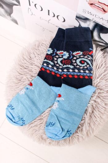 Modré vzorované ponožky Lidovky