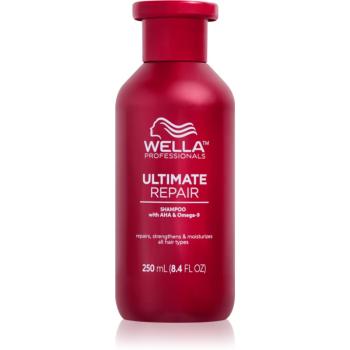 Wella Professionals Ultimate Repair Shampoo posilující šampon pro poškozené vlasy 250 ml