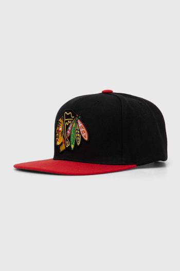 Kšiltovka Mitchell&Ness NHL CHICAGO BLACKHAWKS černá barva, s aplikací