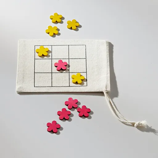 Tic-Tac-Toe v taštičce