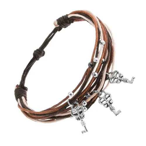 Šňůrkový náramek v hnědé, skořicové, černé a bílé barvě, tři klíče