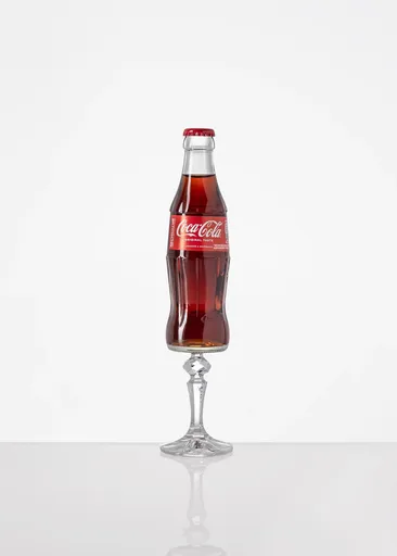 LÁHEV re-design Coca Cola, 1ks - Lukáš Houdek Provedení: plná láhev