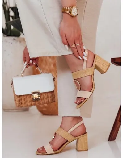 Dámské sandály na podpatku ROMELLA béžové