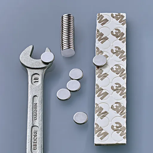 20 samolepicích magnetů