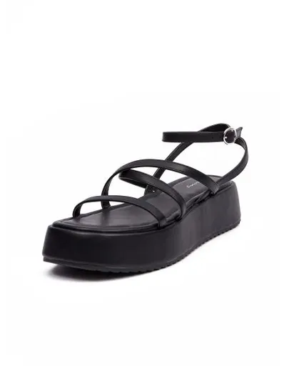 Černé dámské sandály na platformě