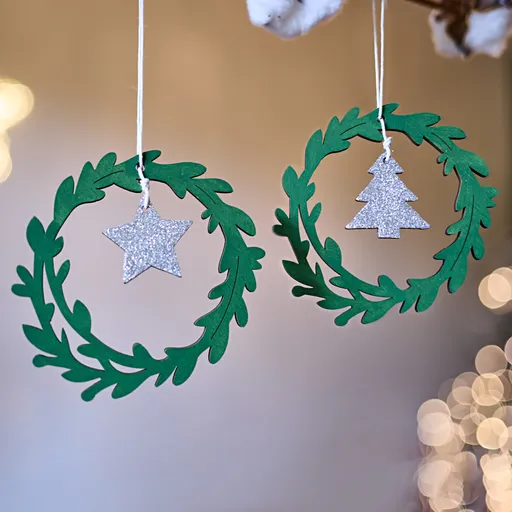 2 věnečky k zavěšení