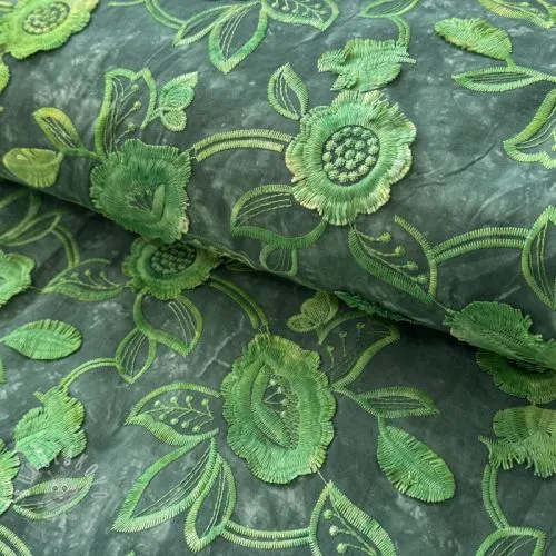 Bavlněná látka TIE DYE EMBROIDERY Flora design A